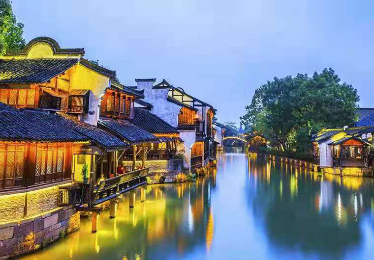 華東高鐵5天【邂逅江南】華東五市+靈山大佛、烏鎮(zhèn)西柵、周莊環(huán)鎮(zhèn)水上游、留園 